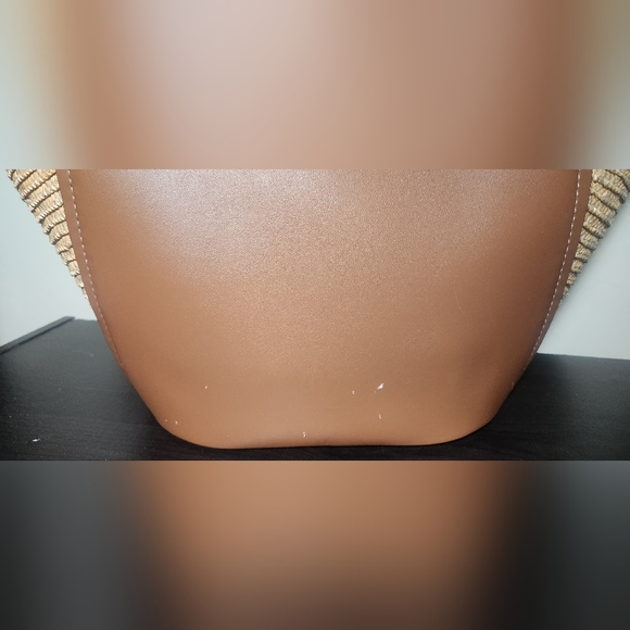 Michael Kors Portia Large Carryall Tote Grab Bucket Bag - Picture 4 of 7